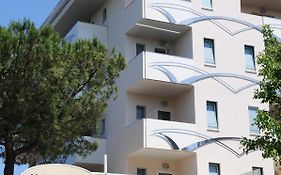 Hotel Caribia Pinarella