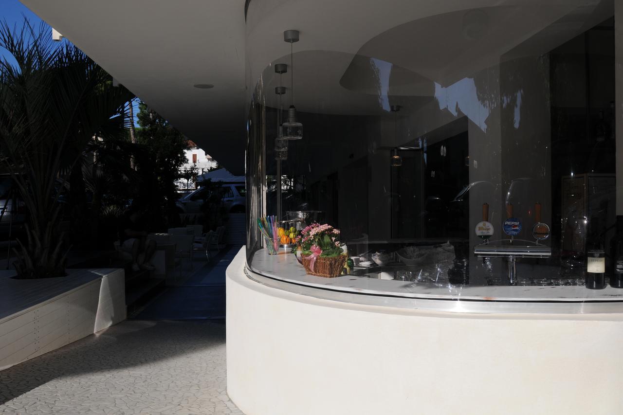 Hotel Caribia Pinarella Cervia Esterno foto