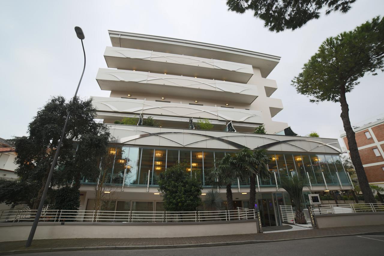 Hotel Caribia Pinarella Cervia Esterno foto