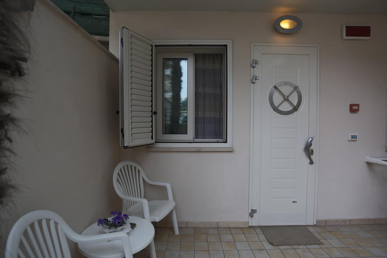 Hotel Caribia Pinarella Cervia Esterno foto